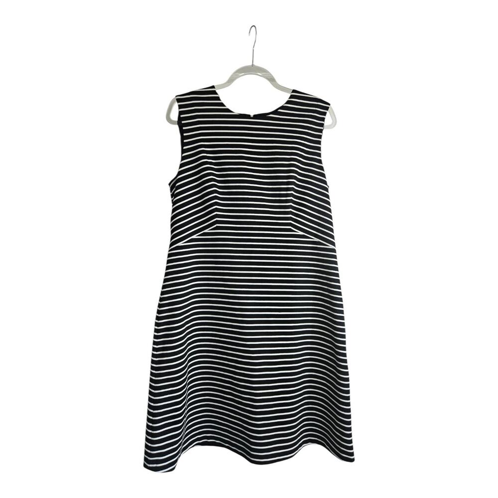 Nine West Dress 10 Sheath Stretch Sleeveless B/W Striped Line Back Zip